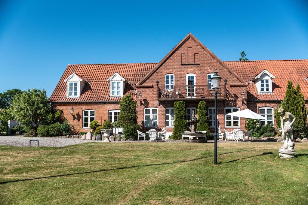 Det Gamle Mejeri Aparthotel Stokkebro Exterior photo