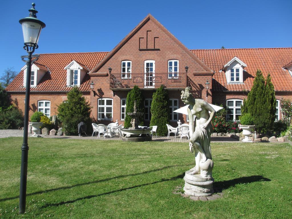 Det Gamle Mejeri Aparthotel Stokkebro Exterior photo